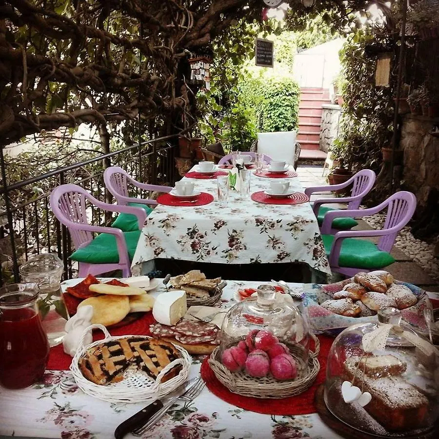 Nel Giardino Di Alice Bed & Breakfast Gavorrano